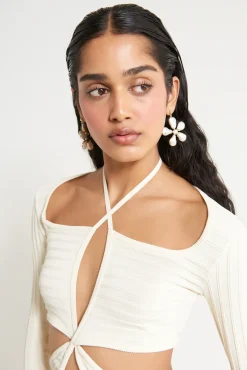 DELLA EARRING - PEARL