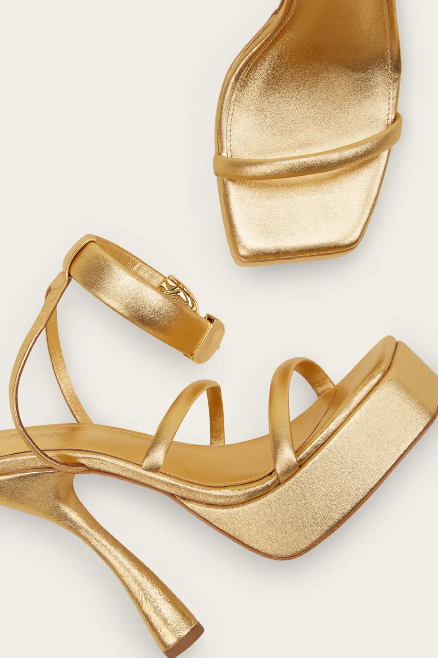 ELODIE SANDAL - GOLD