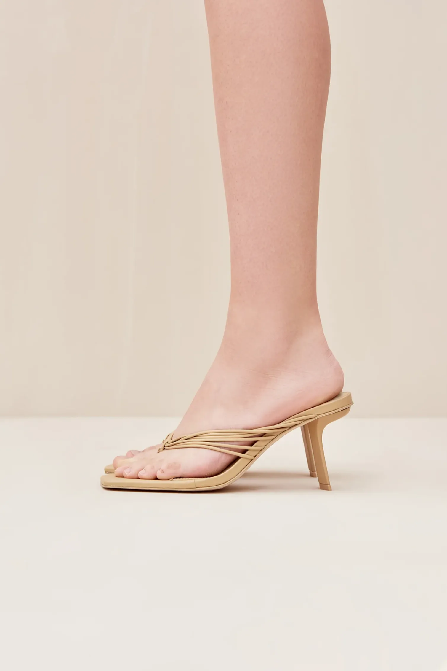 EMMY SANDAL - SAND