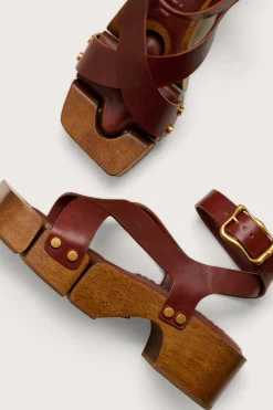 PEPPA CLOG - MAHOGANY